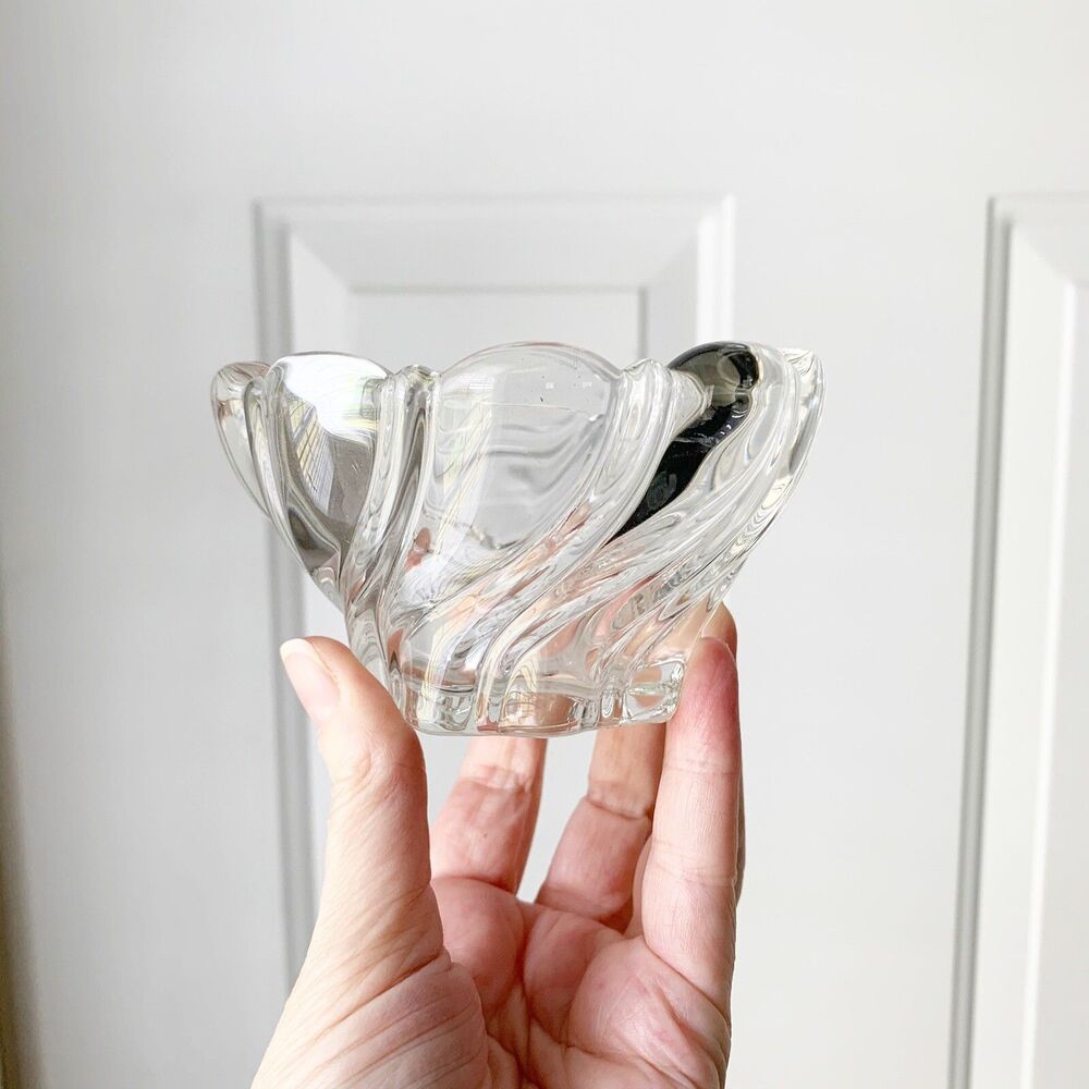 Mikasa Peppermint Clear Votive Candle Holder 2.5 Inch Preowned
